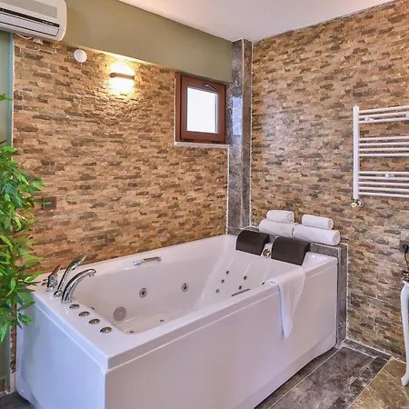 Teras Garden & Hotel *