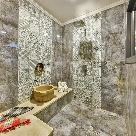 Teras Garden &