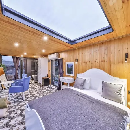 Teras Garden Hotel&bungalow