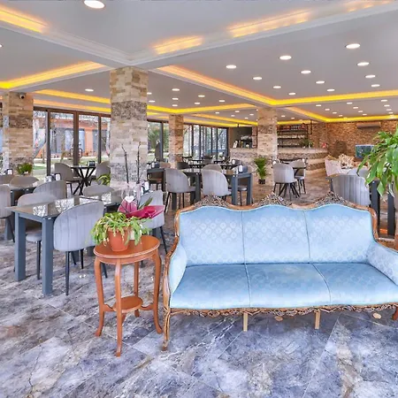 Teras Garden Hotel&bungalow *